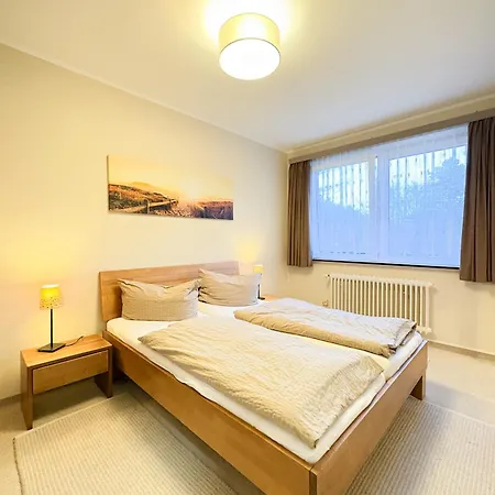 Zum Wikinger Hotel *