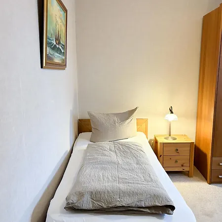 Zum Wikinger Hotel *